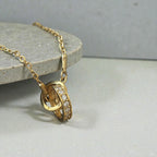 Variante du bracelet à bélière couleur blanche