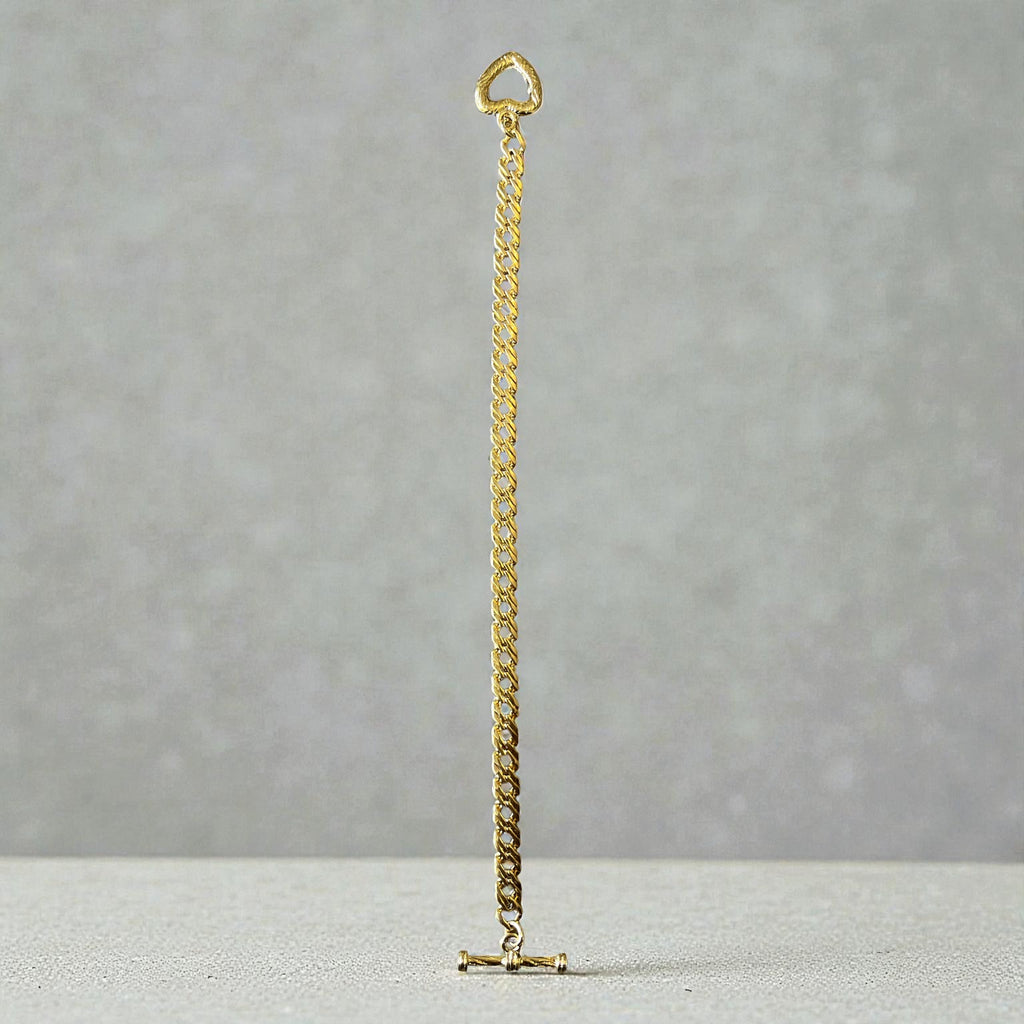 Représentation du bracelet gourmette sweetheart sur fond studio