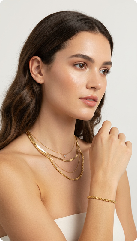 Image mannequin de lookbook avec colliers Twist